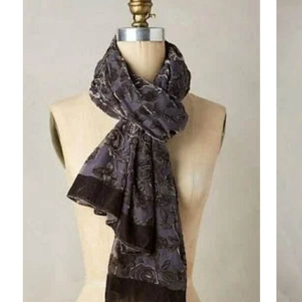 Anthropologie Remy Velvet Scarf